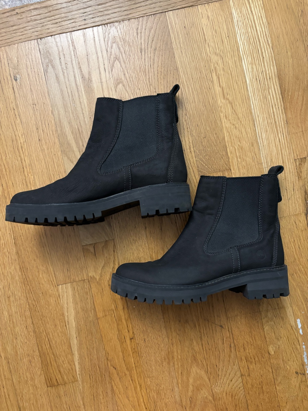 Timberland Courmayeur Valley Chelsea Boots